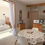 아파트 T2 Bis Avec Terrasse, Clim, Wifi - 2 Etoiles - Fr-1-553-155 바라뤽레벵즈