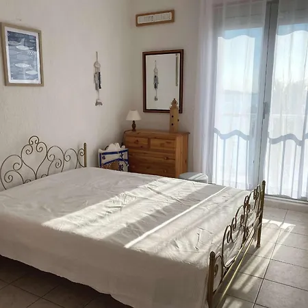 T2 Bis Avec Terrasse, Clim, Wifi - 2 Etoiles - Fr-1-553-155 Daire