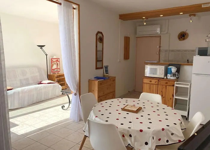 Apartment T2 Bis Avec Terrasse, Clim, Wifi - 2 Etoiles - Fr-1-553-155 Balaruc-les-Bains